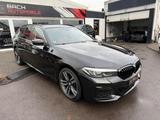 BMW Touring 520 d/M Paket/Leder/19 Zoll/Live Cockpit - BMW 520: 520d M Paket