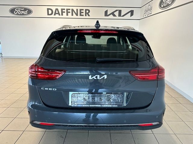Fahrzeugabbildung Kia Ceed_sw Vision 1.4 Lane ASS Navi SHZ SpurhaltASS