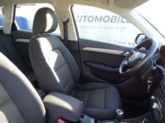 Fahrzeugabbildung Audi Q3 2.0 TDI S LINE / SCHECKHEFT / AHK / 8-FACH-BE