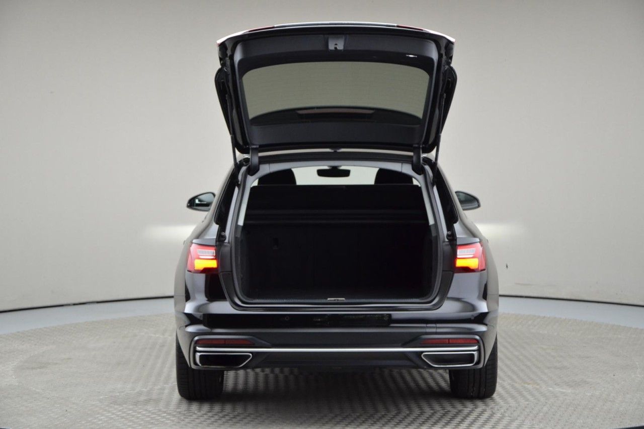 Fahrzeugabbildung Audi A4 Avant advanced 35 TDI 120kW S tr. Navi LED AH