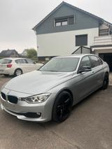 BMW 3er F30 318d Limousine - BMW aus 2012: 3er