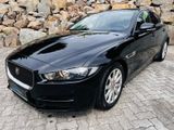 Jaguar XE Pure Automatik/R-Kamera 1.Hand Scheckheft - Jaguar XE: Pure