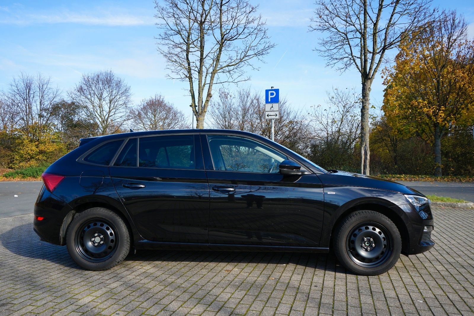 Fahrzeugabbildung SKODA Scala Tour
