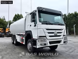 Andere Sinotruk HOWO 371 6X4 Refurbished! 20.000L Fuel - Diesel Kehrmaschine