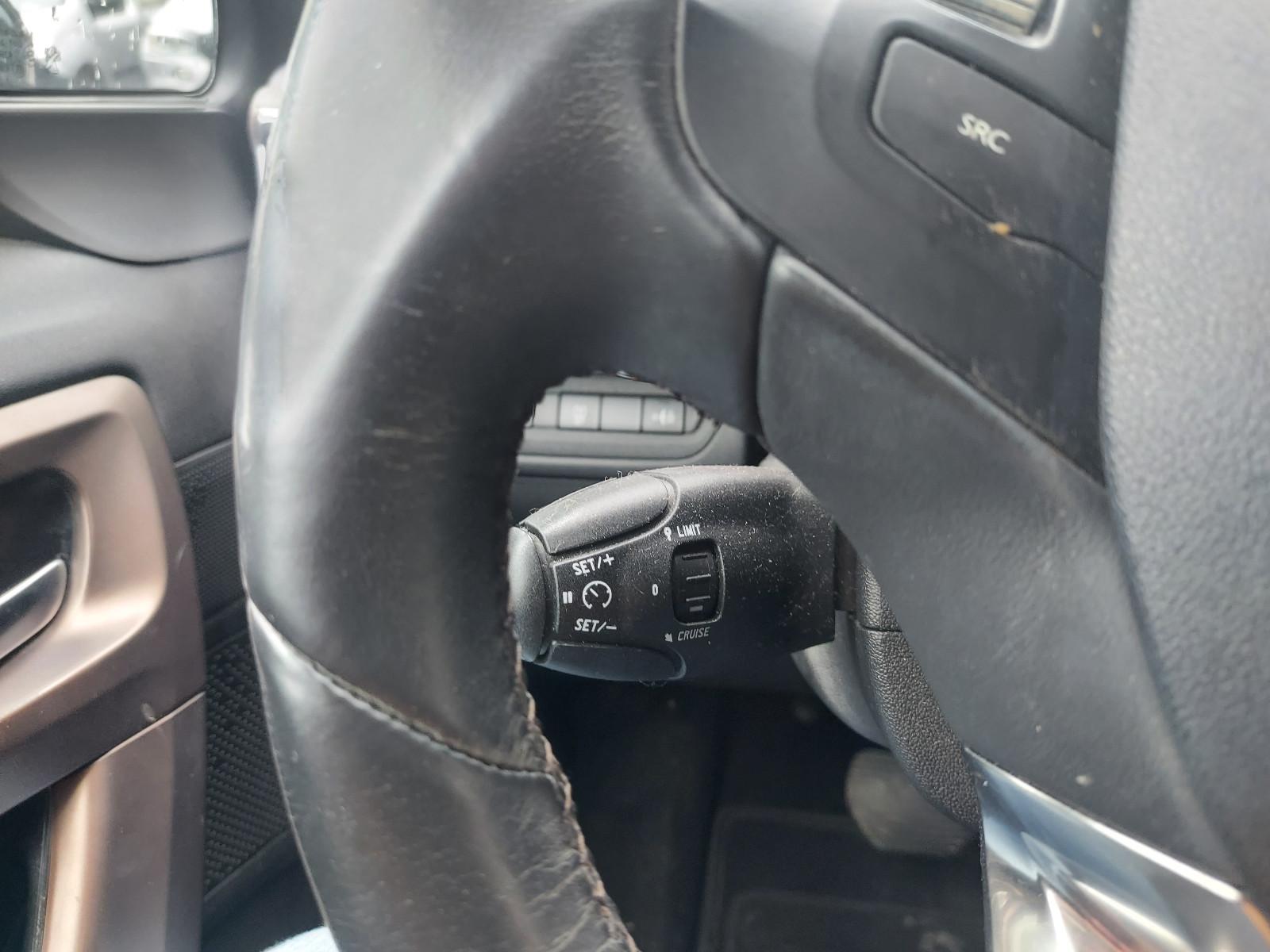 Peugeot 2008 1.6HDI Allure  Aut&Navi&SHZ