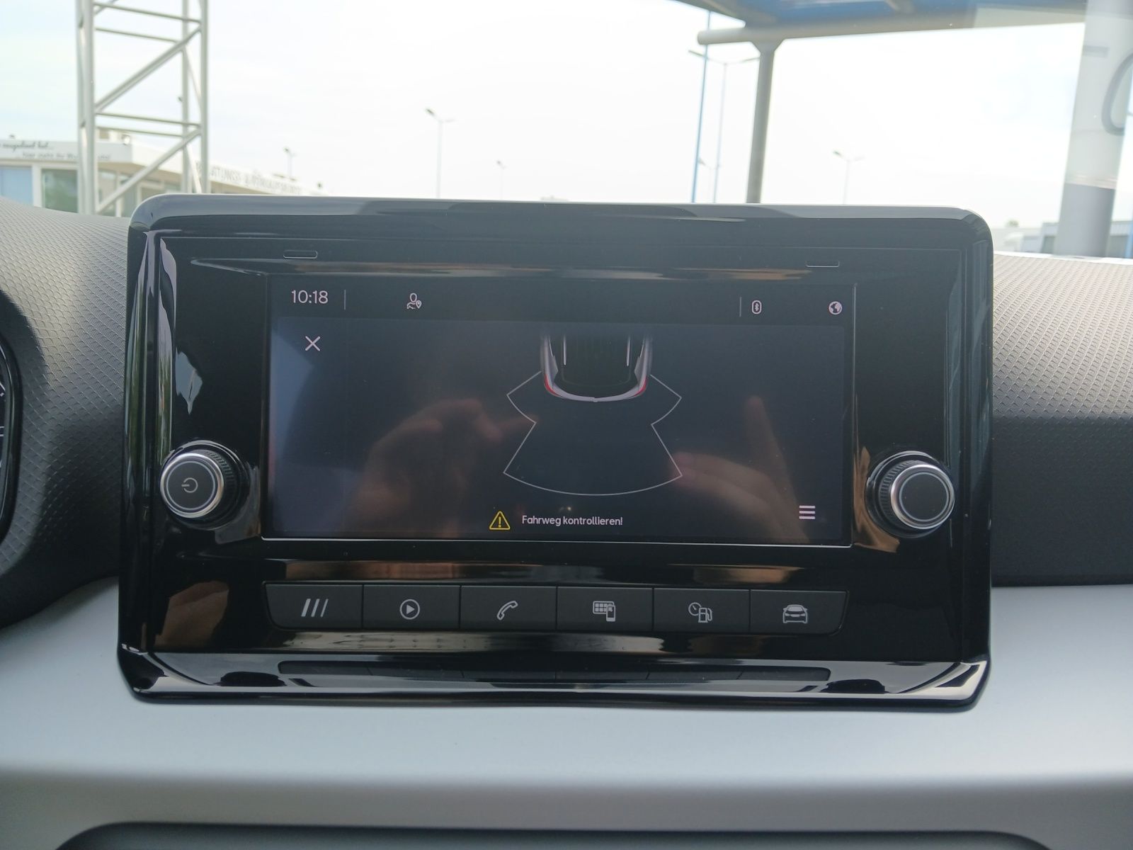 Fahrzeugabbildung SEAT Arona TSI Style DSG LED GRA PDC SH LM