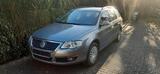 Volkswagen VW Passat Variant 1,6 - Volkswagen Passat Variant aus 2005