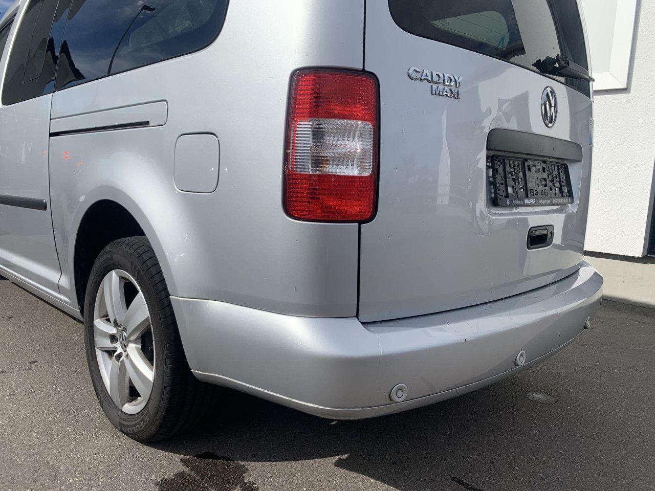 Volkswagen Caddy Maxi 2,0 TDI DPF Navi PDC 7-Sitzer