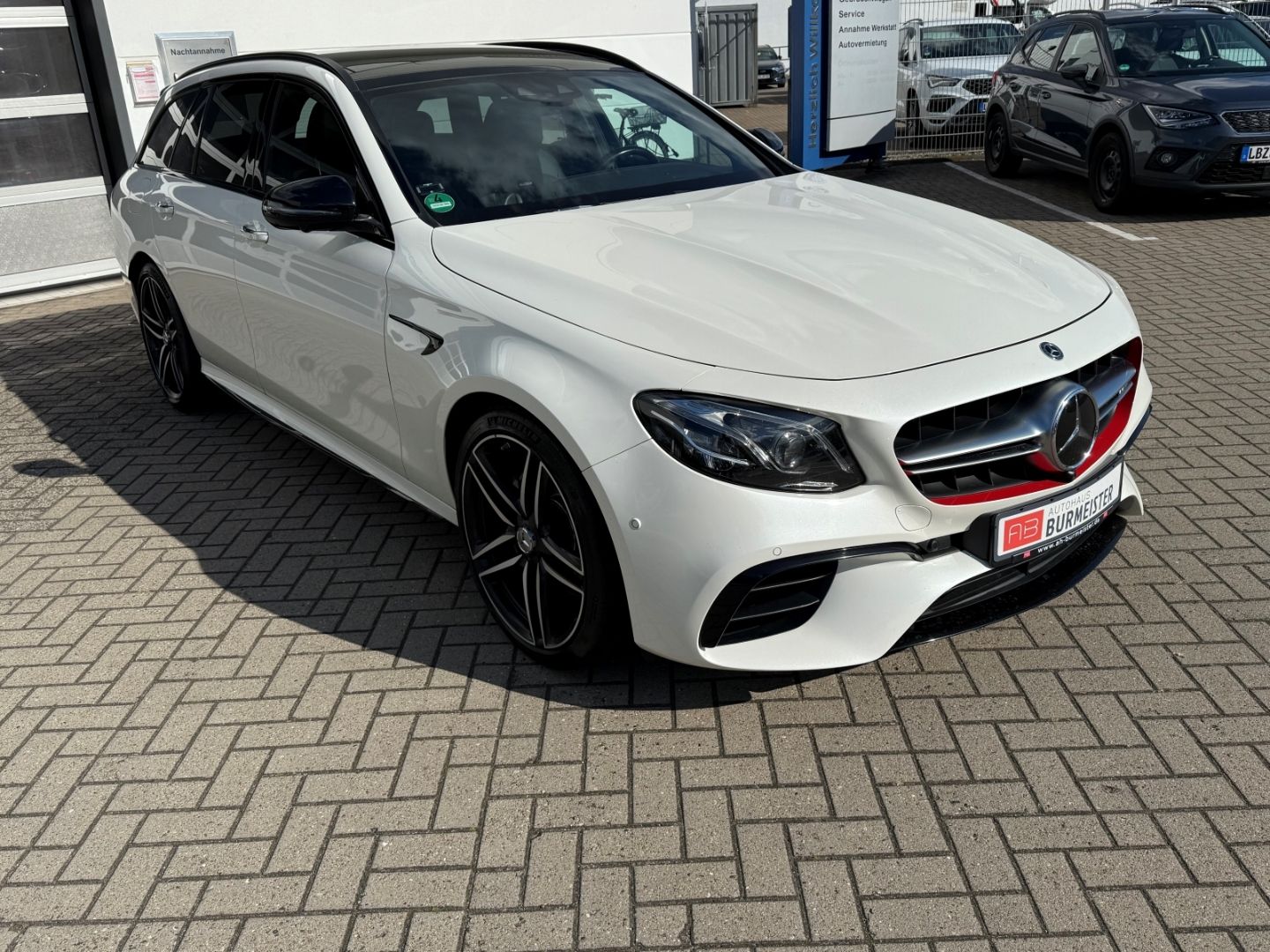 MERCEDES-BENZ E 63 AMG 4Matic EU6d-T HUD Luftfederung AD Nivea - Image 8