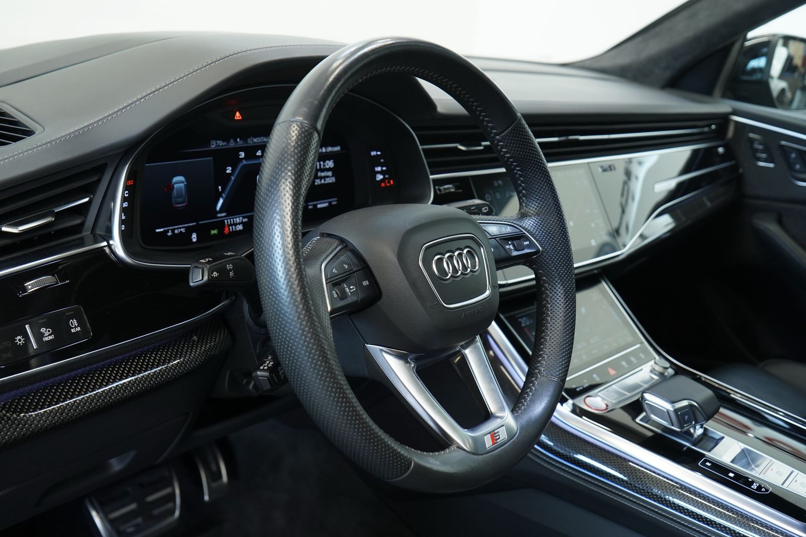 Audi Sq8