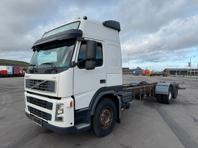 Volvo FM340 6x2 Globetrotter Chassis / Fahrgestell