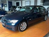 BMW 320i 1.HAND/TEILLEDER/PDC/ROLLO/KLIMA/8-FACH - BMW 320 aus 2005