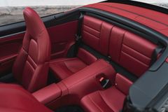 Fahrzeugabbildung Porsche 992 Carrera 4S Cabrio *1. HAND / BOSE / LED*