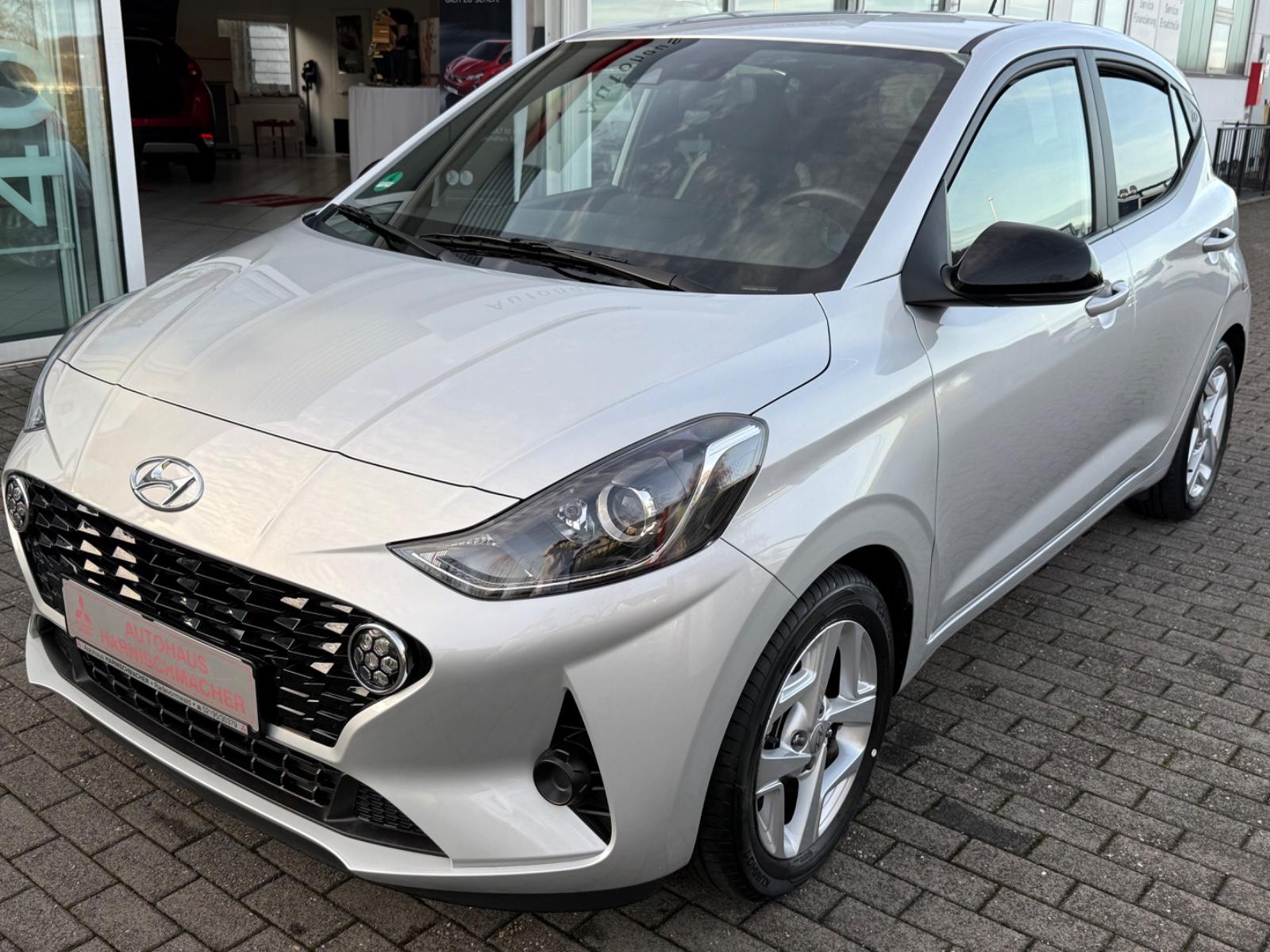 Hyundai i10 Connect & Go 1Hand erst 9402 km 67PS HU NEU