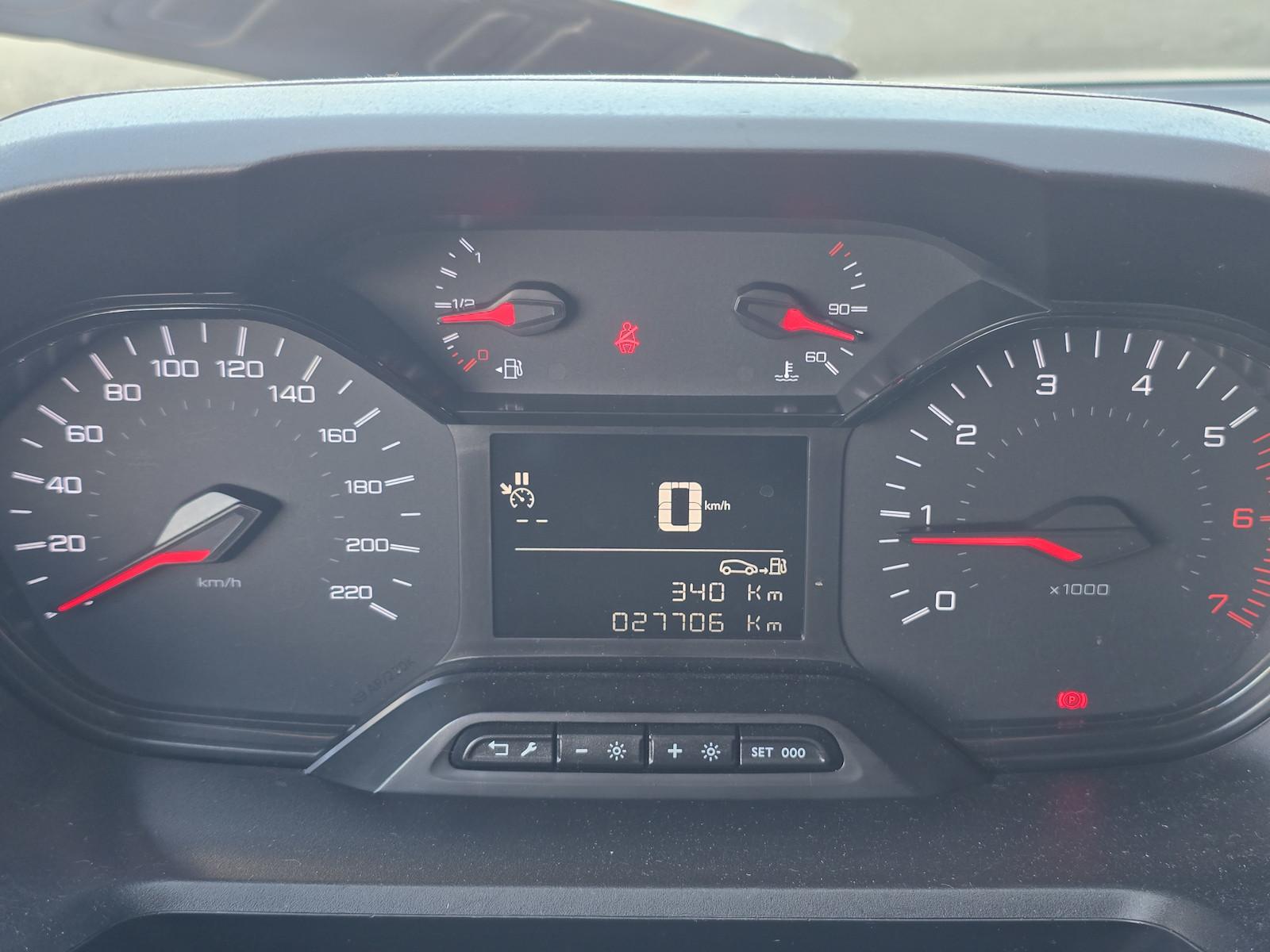 Peugeot Partner 1.5 Blue HDI Premium L2 Klima NAVI
