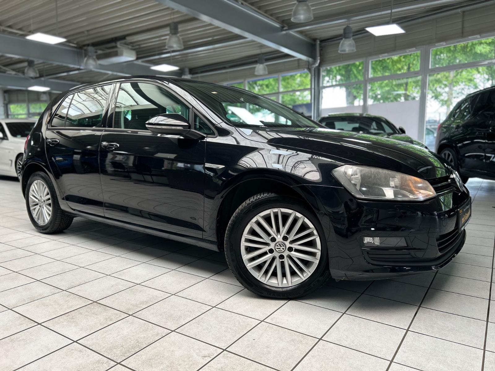 Volkswagen Golf VII Lim. Cup BMT*TÜV NEU*NAV*SHZ*