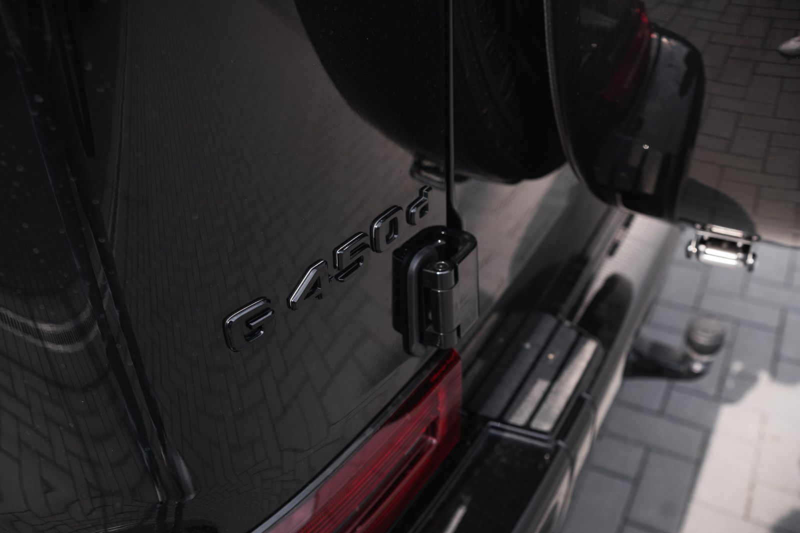 Fahrzeugabbildung Mercedes-Benz G 450d AMG Line-Kom.- Techn.-Night-Pak. SUPERIOR