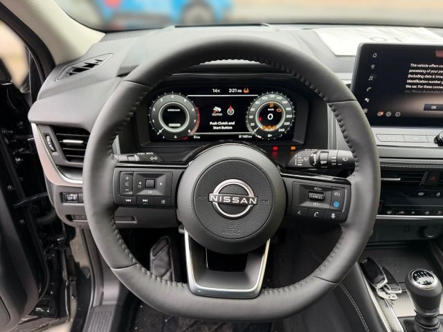 Fahrzeugabbildung Nissan QASHQAI 1.3 DIG-T MHEV 140 PS MT 4x2 N-Connecta