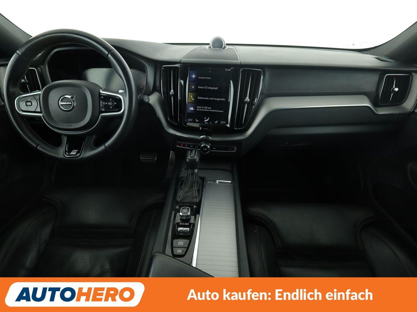 Volvo XC60 2.0 D5 R Design AWD Aut.*NAVI*HEAD-UP*LED*