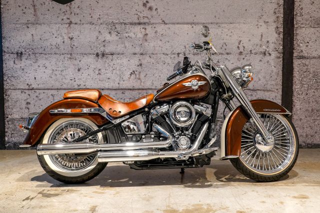 Harley-Davidson FLDE Softail Deluxe 107 mit vielen Extras