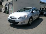 Opel Astra J Sports Tourer Design Edition - Opel Astra mit Diesel-Antrieb: Kombi, Tourer Sports Design Edition J