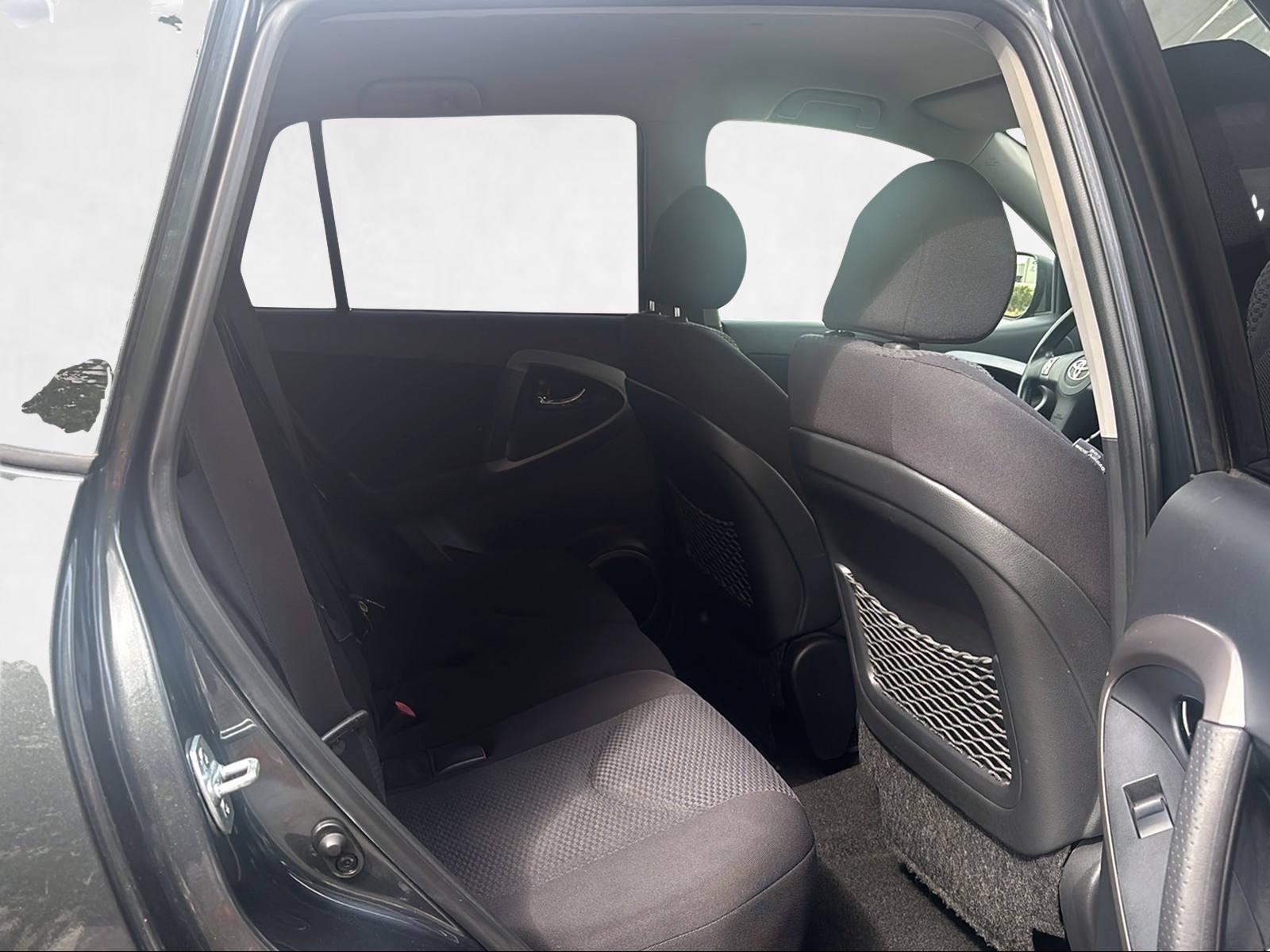 Toyota RAV 4 2.0 VVT-i 152ch - BVA - 4x4 - Climatisation automatique