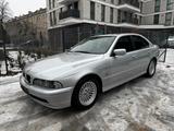 BMW 520i Aut*Leder*PDC*Schiebedach*Rostfrei!