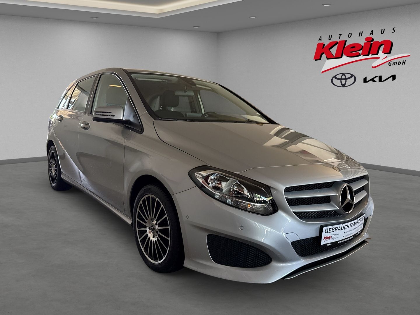 MERCEDES-BENZ B 180 B-KLASSE Sports Tourer Navi SHZ Parklenkas