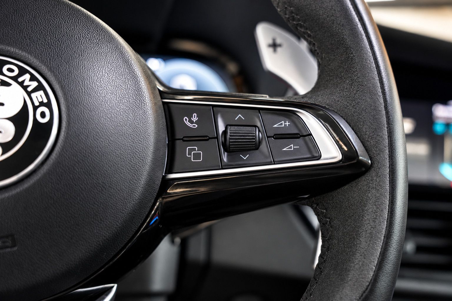 Fahrzeugabbildung Alfa Romeo Giulia Quadrifoglio *HarmanKardon*Kamera*Memory