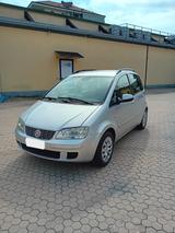 Fiat Idea - Fiat Idea aus 2010