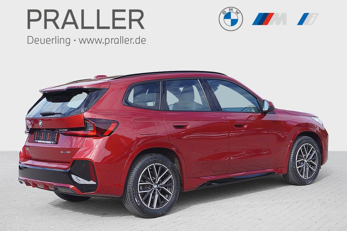 BMW iX1 xDrive30 M Sport HeadUp AHK eSitze ACC 360Ka foto 5