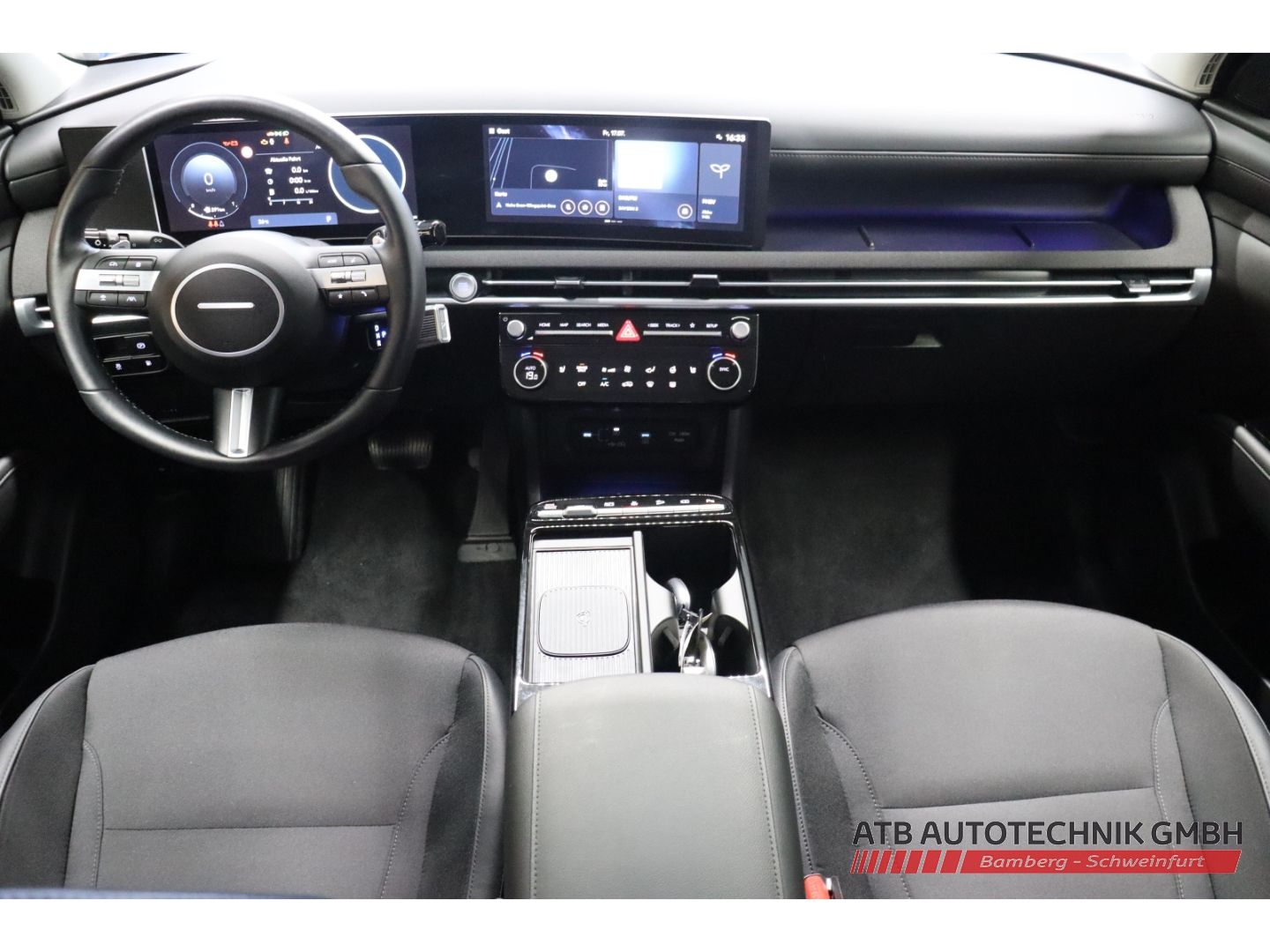 Fahrzeugabbildung Hyundai Tucson Trend PHEV 1.6 T-GDi 6-AT 4WD Navi Digita