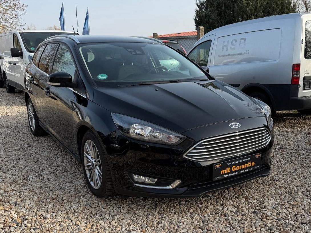 Ford Focus Turnier Titanium*garantie*TÜV+Service Neu*