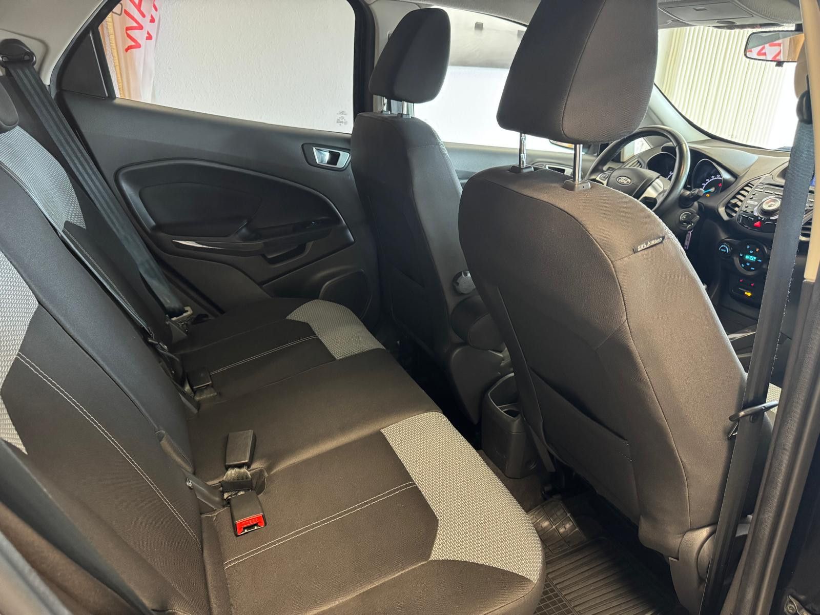Fahrzeugabbildung Ford EcoSport Trend / AHK/ NAVI/ KAMERA/ GARANTIE
