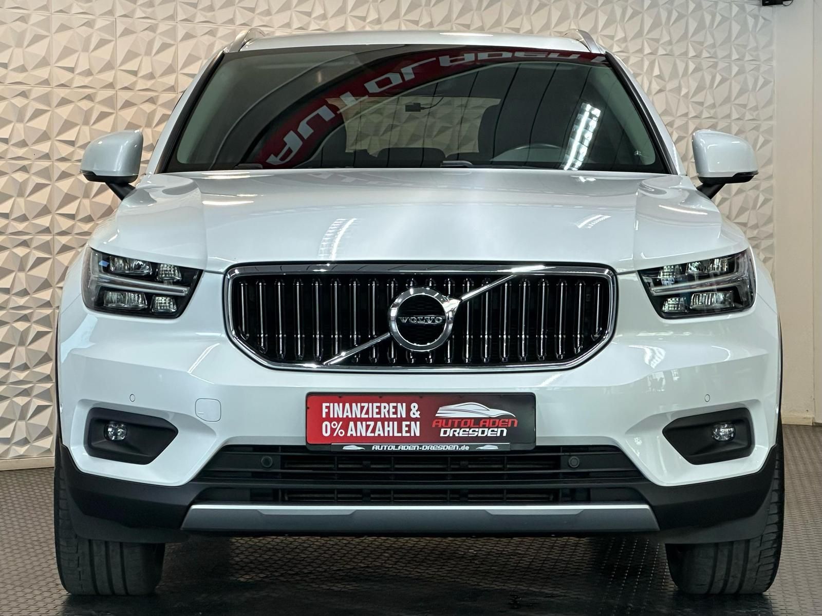 VOLVO XC40 2.0 D4 INSCRIPTION AWD LED#ACC#NAV#LH#VIRTU - Image 3