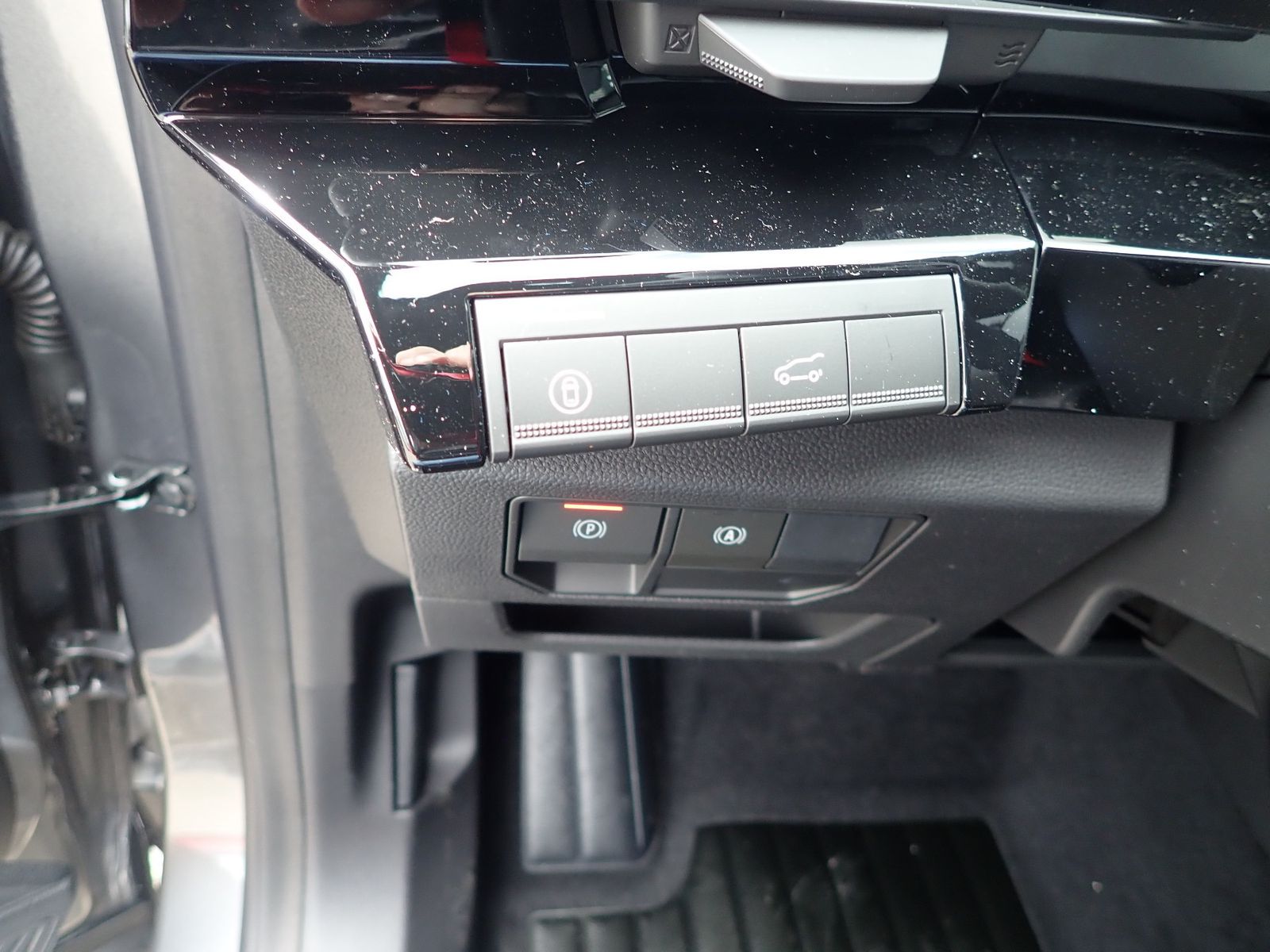 Fahrzeugabbildung Renault Austral Techno Mild Hybrid 150 Automatik