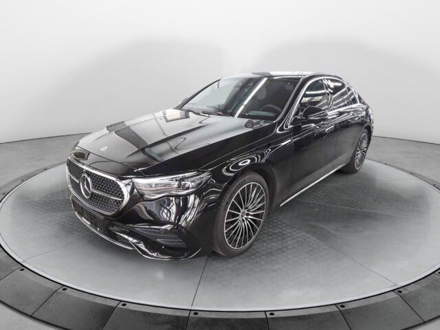 Fahrzeugabbildung Mercedes-Benz E 450 d AMG Advan+ HYPER Pano FahrAssi KeyGo 20"
