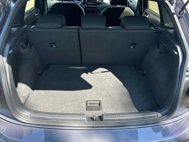 Fahrzeugabbildung Volkswagen Polo 1.0 TSI R-LINE KAMERA SOUND MATRIX SHZ APP-