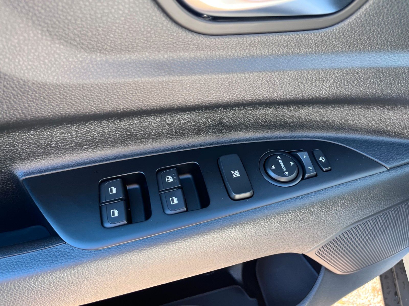 Fahrzeugabbildung Kia Stonic Vision MJ27 LED Klima Sitz / Lenkrad heiz