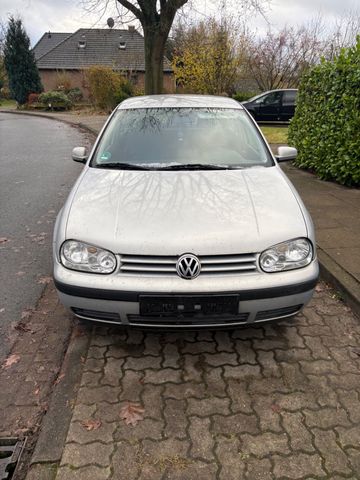 Volkswagen Golf 1.8 Trendline Trendline