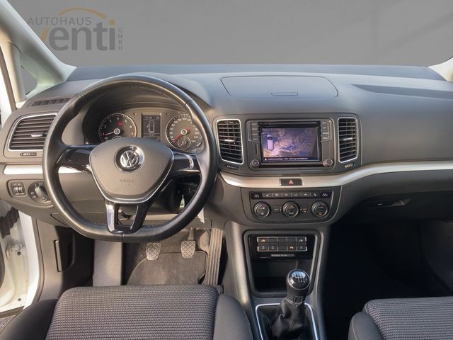 Fahrzeugabbildung Volkswagen Sharan 1.4 TSI BMT Comfortline *SHZ*KAM*LM*PDC