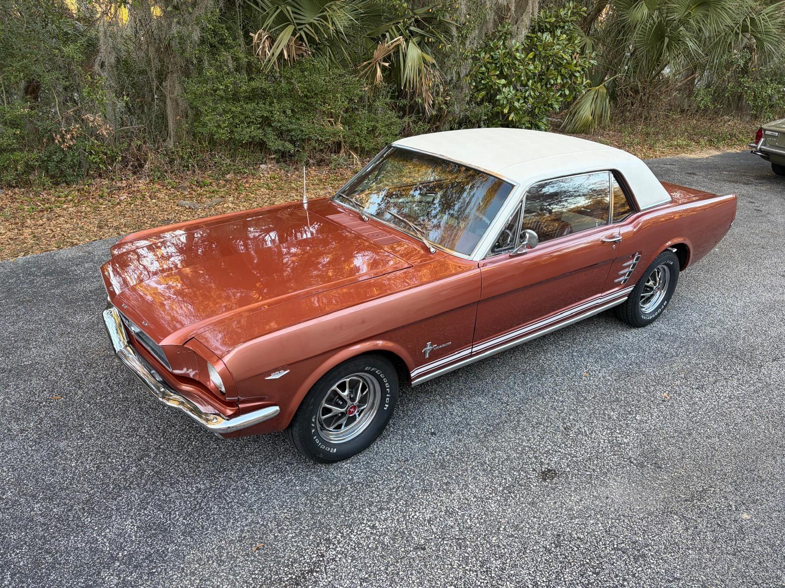 Ford Mustang, A-Code,Vollausstattung,TOP