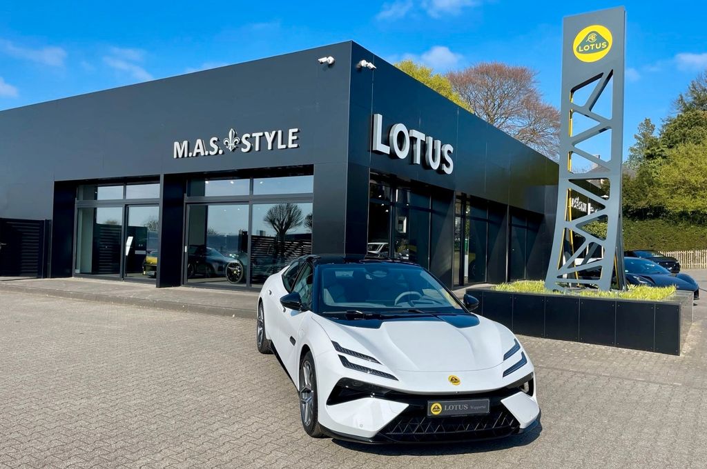 Lotus Emeya