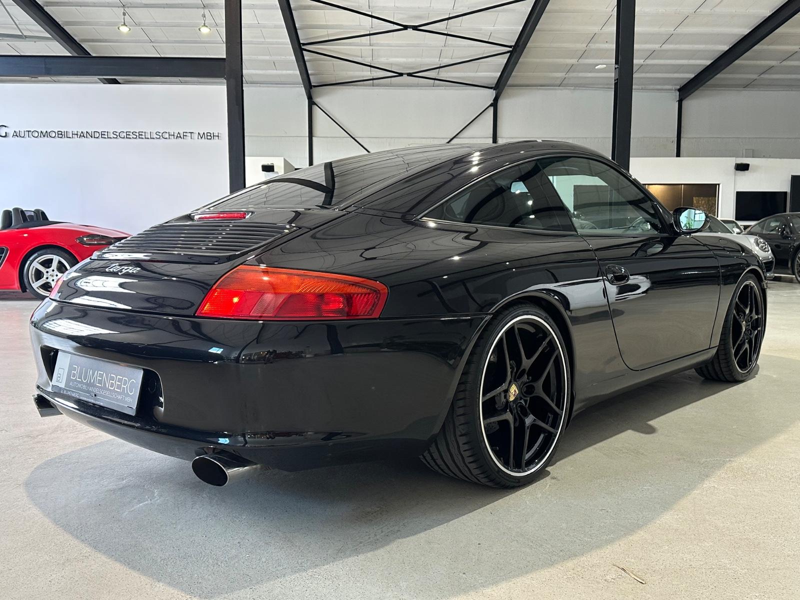 Porsche 911 Targa 996 | 320 ch | BVA | CarPlay | Cuir | Phares bi-xénon | Sièges chauffants | Toit panoramique