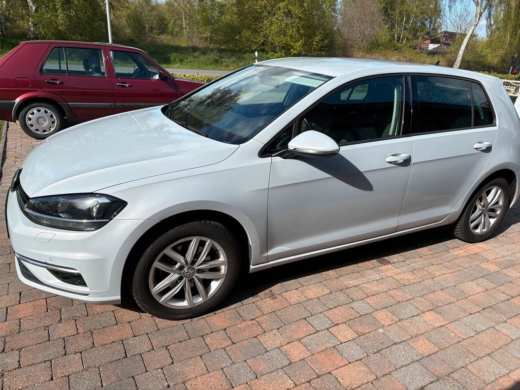 Image of Volkswagen Golf