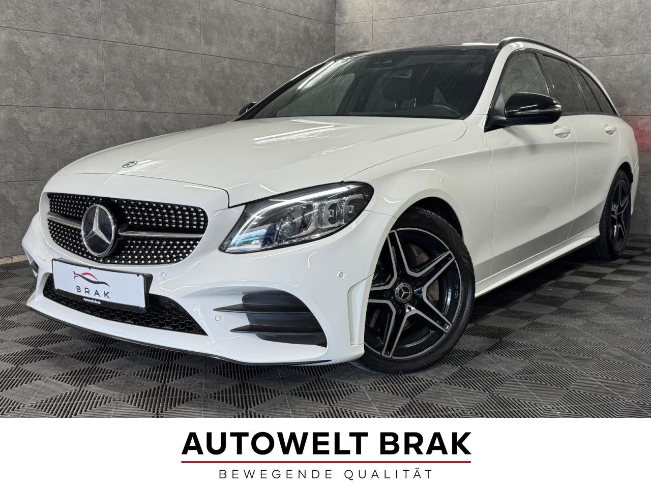 Mercedes-Benz C 300 T AMG-Line Aut