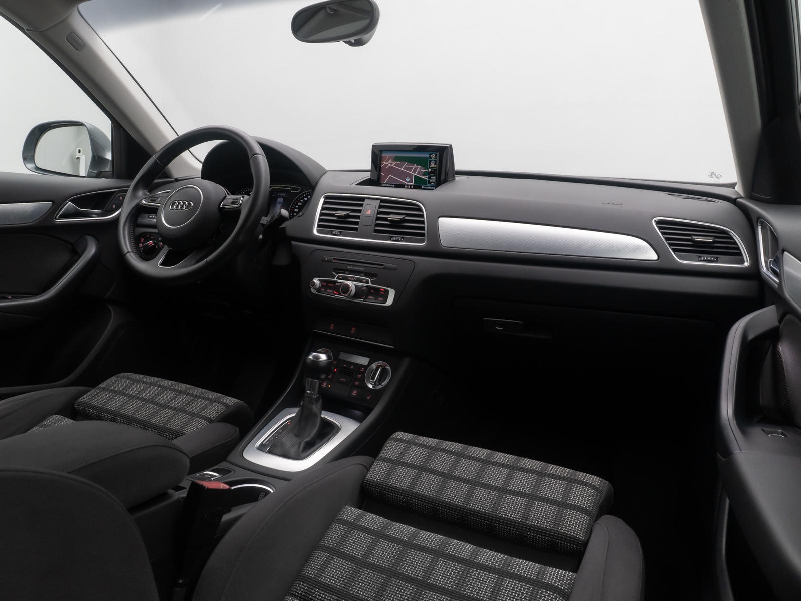 Audi Q3 1.4 S Line Tempomat PDC BiXenon Sportsitz 18"