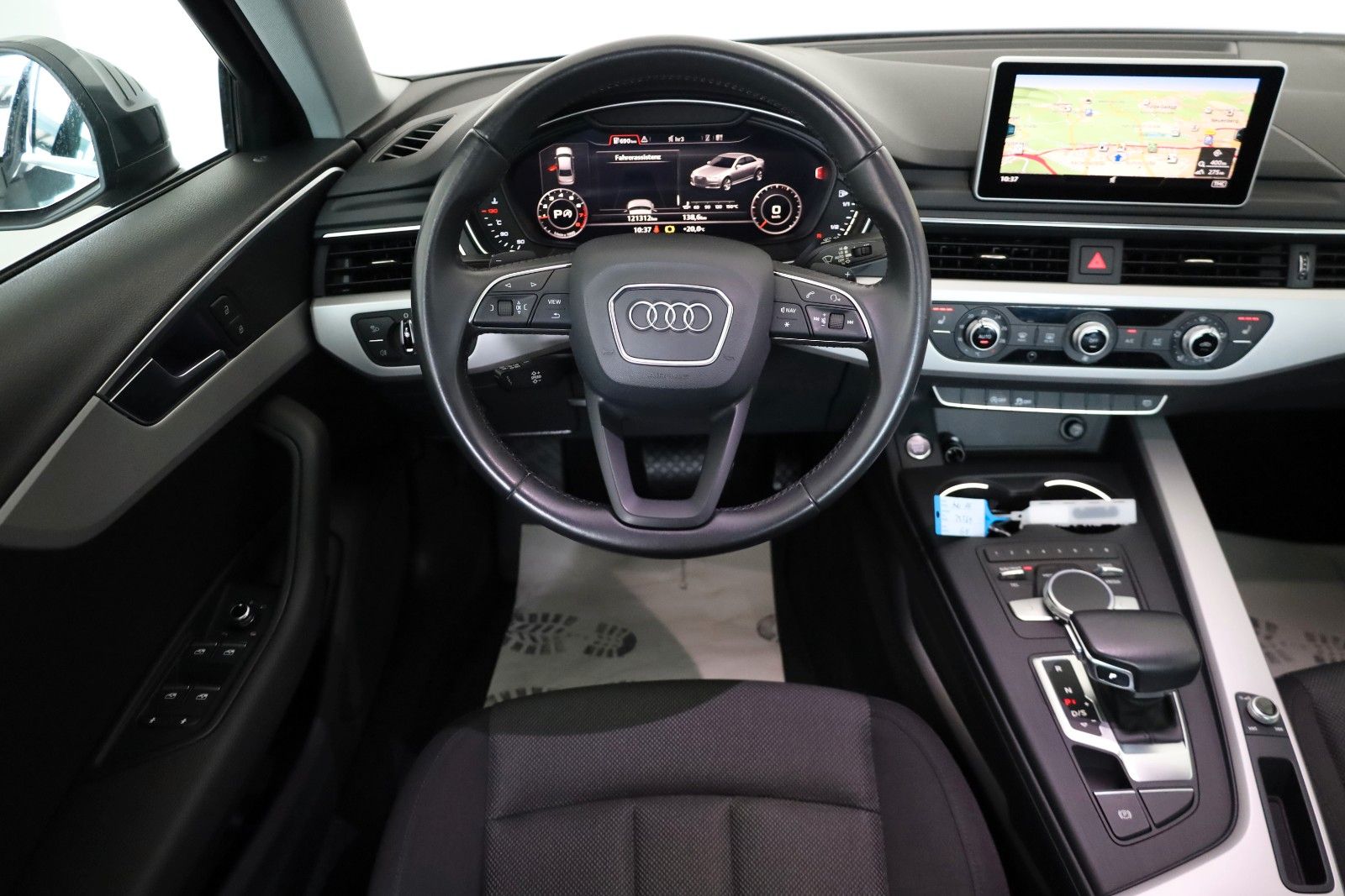 Fahrzeugabbildung Audi A4 Limusine,Automatik,Navi,Xenon,SH,Tempomat,PDC