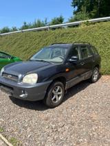 Hyundai santafer .2.4 Benzin mit 4x4  alra... - Hyundai SANTA FE aus 2004: Geländewagen