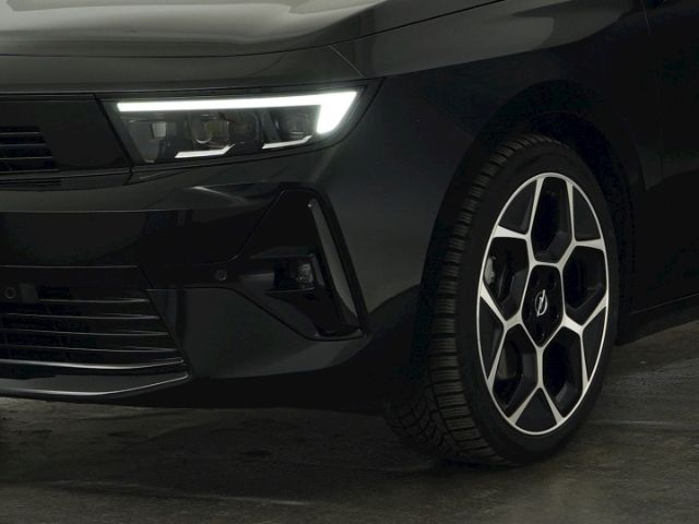 Astra L ST ULTIMATE AT+AHK+LED MATRIX+NAVI+360 G